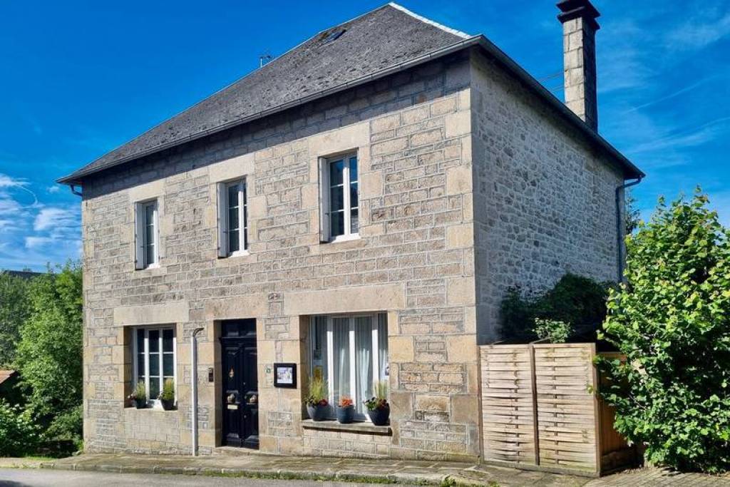 Stunning 4 bed Stone Mansion For Sale In Bugeat