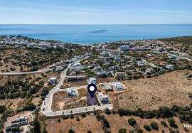 Plot for 3 Bedroom Villa in Porto De Mos, Lagos