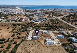 Plot for 3 Bedroom Villa in Porto De Mos, Lagos