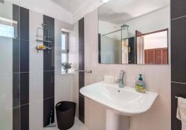 Charming 3-Bedroom Villa with Pool & Sea View | Carvoeiro