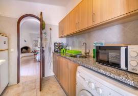 Charming 3-Bedroom Villa with Pool & Sea View | Carvoeiro