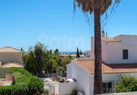 Charming 3-Bedroom Villa with Pool & Sea View | Carvoeiro