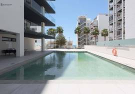 Luxury 2 bedroom apartment with sea view