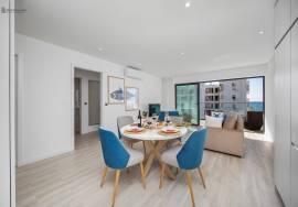 Luxury 2 bedroom apartment with sea view