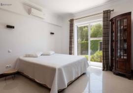 Detached 4 Bedroom Single Story Villa in Albufeira – A Haven of Light, Comfort and Privacy