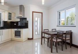 Detached 4 Bedroom Single Story Villa in Albufeira – A Haven of Light, Comfort and Privacy