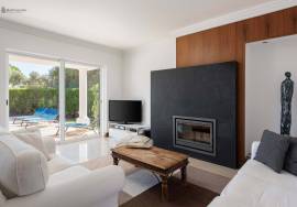 Detached 4 Bedroom Single Story Villa in Albufeira – A Haven of Light, Comfort and Privacy