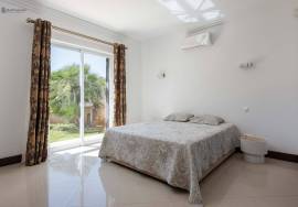 Detached 4 Bedroom Single Story Villa in Albufeira – A Haven of Light, Comfort and Privacy