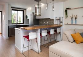 2 Bedroom Apartment in Alvor with Pool and Private Garage 2 Bedroom Apartment in Alvor with Pool and Private Garage