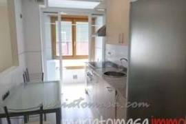 Bright 1-bedroom apartment with garage and storage room in recent building