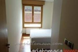 Bright 1-bedroom apartment with garage and storage room in recent building