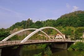 Urban land with excellent location and potential in Alonsotegi, just 10 minutes from Bilbao