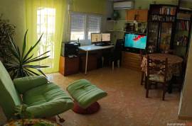 For sale bright exterior apartment with balcony on the top floor.