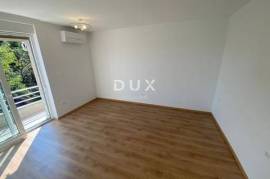 RIJEKA, VOJAK - appartamento 3 camere da letto + soggiorno con balcone RECENTEMENTE RISTRUTTURATO! OCCASIONE!