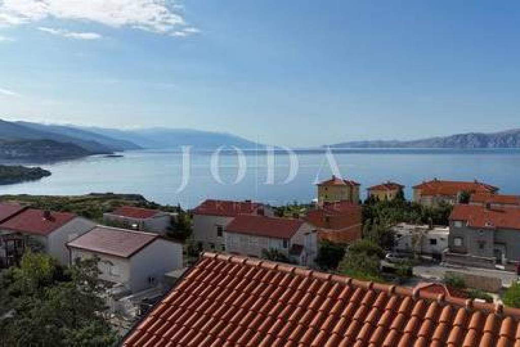 Povile, renovated apartment 67 m² with 2 parking spaces