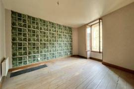 Town House with Huge Potential