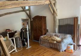 Stunning Country House with Land and Outbuilding