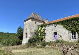 Stunning Country House with Land and Outbuilding
