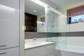 Apartment for rent in Riga, 80.00m2