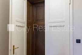 Apartment for sale in Riga, 144.30m2