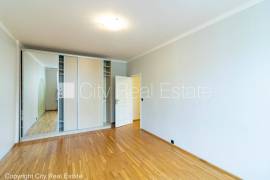 Apartment for sale in Riga, 144.30m2