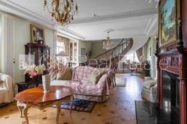 Apartment for sale in Riga, 238.40m2