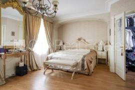 Apartment for sale in Riga, 238.40m2