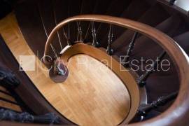 Apartment for sale in Riga, 238.40m2