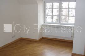 Apartment for rent in Riga, 135.00m2