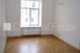 Apartment for rent in Riga, 135.00m2