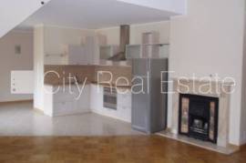 Apartment for rent in Riga, 135.00m2