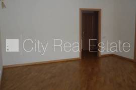 Apartment for rent in Riga, 135.00m2