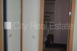 Apartment for rent in Riga, 135.00m2