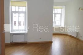 Apartment for rent in Riga, 135.00m2