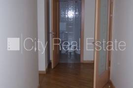 Apartment for rent in Riga, 135.00m2