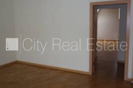 Apartment for rent in Riga, 135.00m2