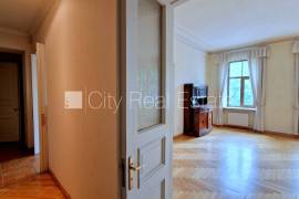 Apartment for sale in Riga, 193.40m2