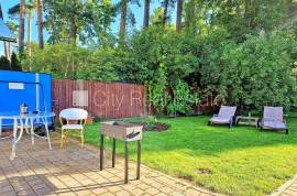 Detached house for rent in Jurmala, 220.00m2