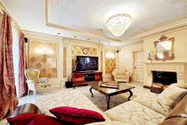 Detached house for rent in Jurmala, 220.00m2