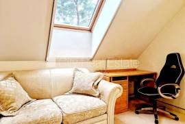 Detached house for rent in Jurmala, 220.00m2