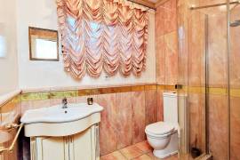 Detached house for rent in Jurmala, 220.00m2