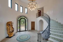 Villa Romantica: A Timeless Coastal Retreat in Las Golondrinas, Hacienda Pinilla