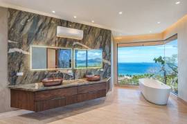 El Palacete Flamingo: A Rare Opportunity to Own Coastal Perfection!