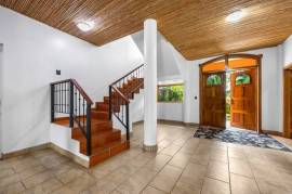 Casa de Suenos: Beachfront Estate in Playa Potrero!