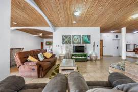 Casa de Suenos: Beachfront Estate in Playa Potrero!