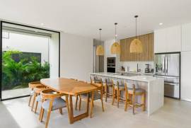 Casa Palms and Putts: Brand-New Luxury Villa in Hacienda Pinilla with Pool, Mini Golf & Beach Access!