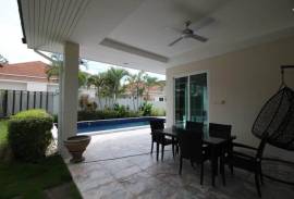 Well Maintained 3 Bedroom Pool Villa