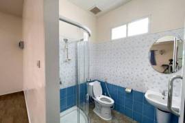 House with 2 Bedrooms and 2 Bathrooms
