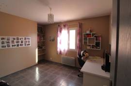 5 room, 114m2 House for sale in Roujan - 385 000 € *