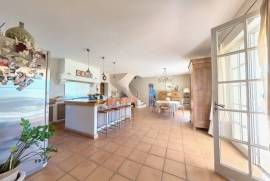 6 room, 185m2 Villa for sale in Bessan - 760 000 € *